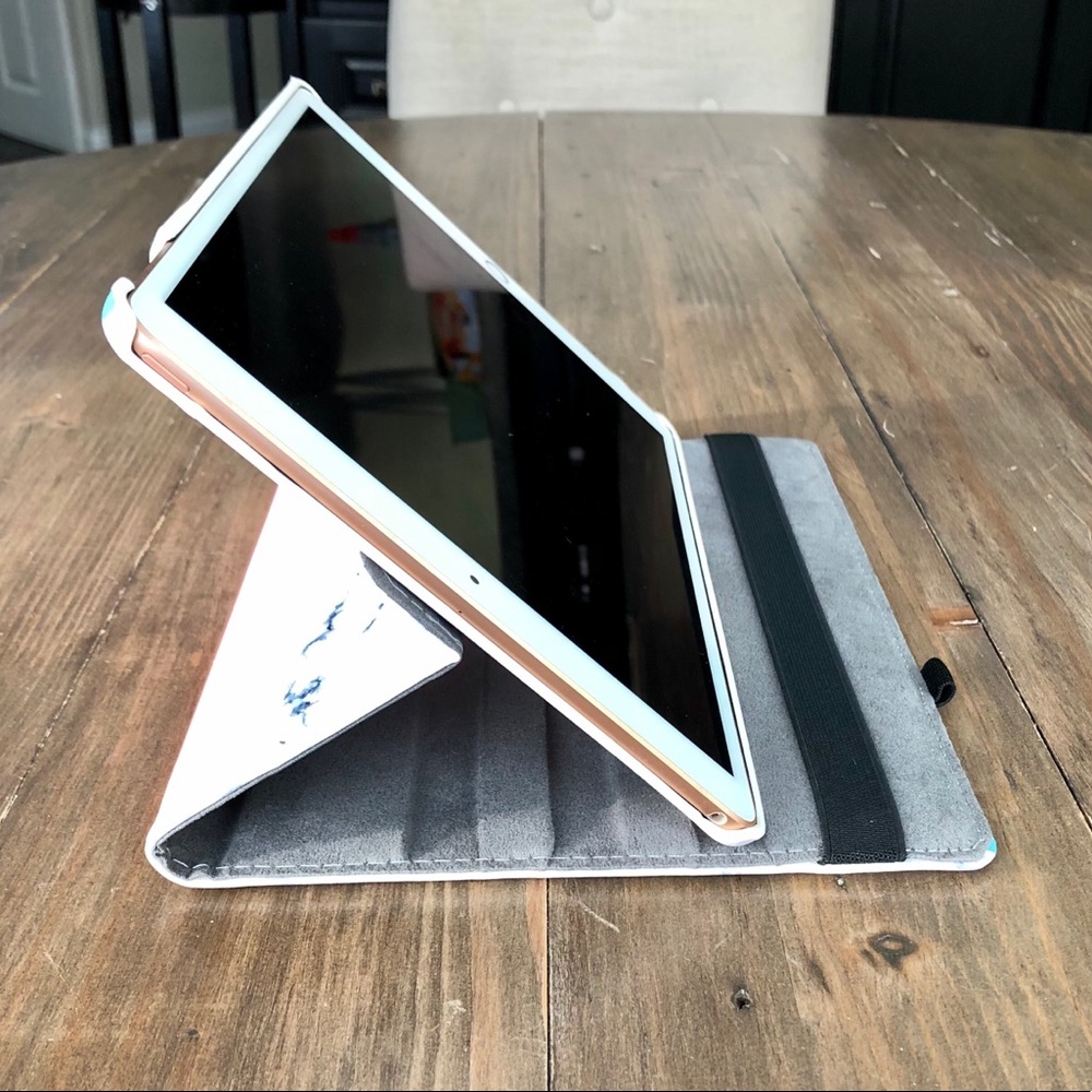 💚3 /$35, iPad Air 3 / iPad Pro 10.5” Case Cover